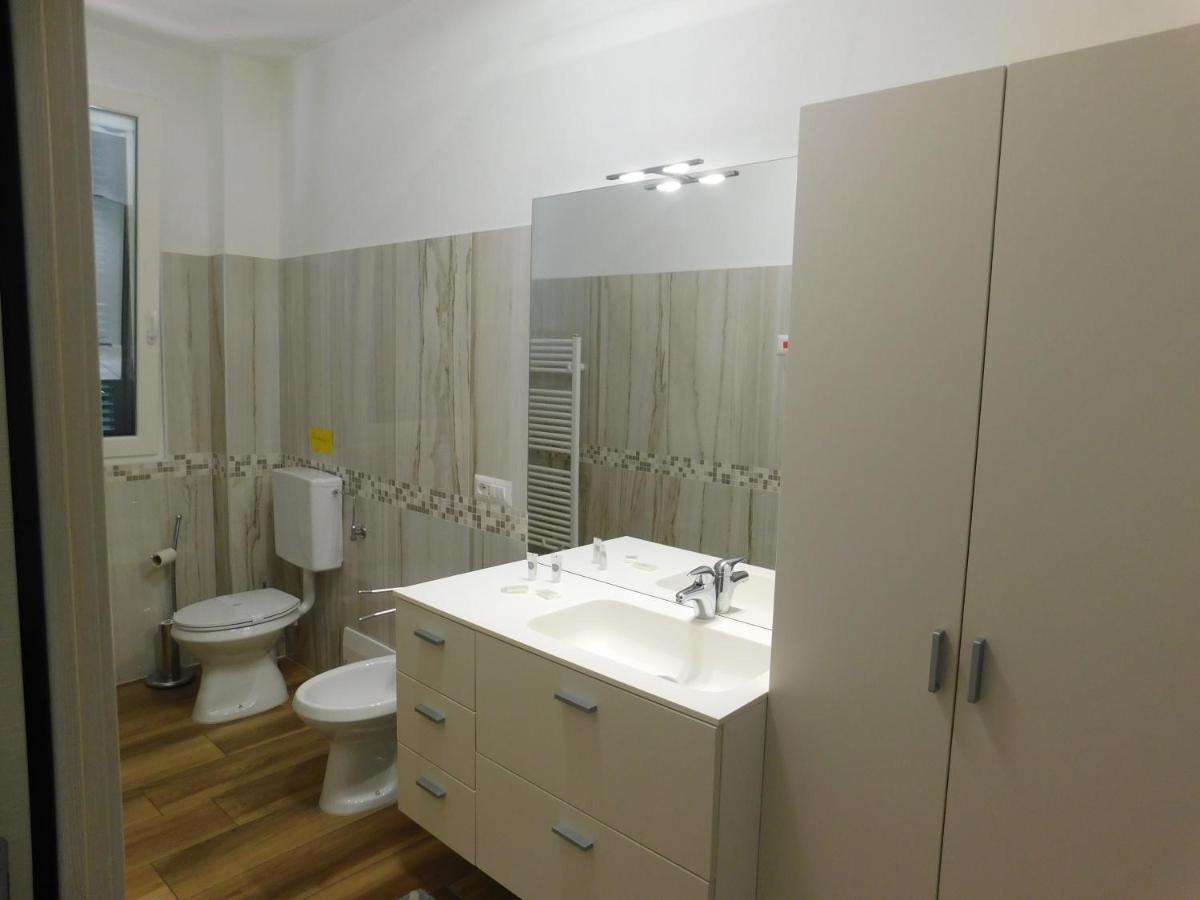 Haus Am See Villa Porto Valtravaglia Ngoại thất bức ảnh